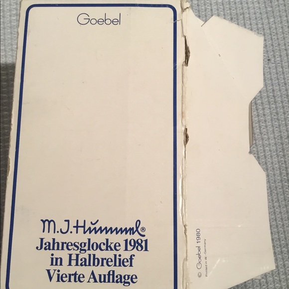 GOEBEL BELL IN PERFECT CONDITION - Picture 12 of 12